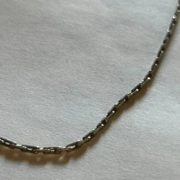 Dainty  cable link bracelet - Picture 2 of 3